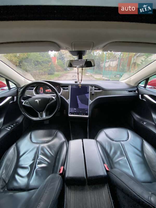 Лифтбек Tesla Model S 2013 в Одессе фото 17 Лифтбек Tesla Model S 2013 в Одессе