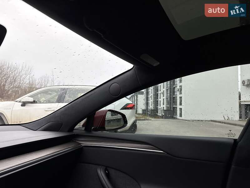 Лифтбек Tesla Model S 2021 в Львове фото 95 Лифтбек Tesla Model S 2021 в Львове