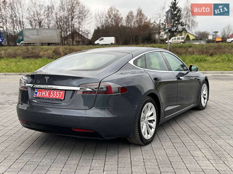 Лифтбек Tesla Model S 2017 в Львове фото 4 Лифтбек Tesla Model S 2017 в Львове