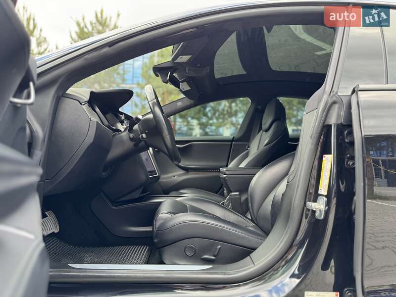 Лифтбек Tesla Model S 2018 в Ровно фото 24 Лифтбек Tesla Model S 2018 в Ровно