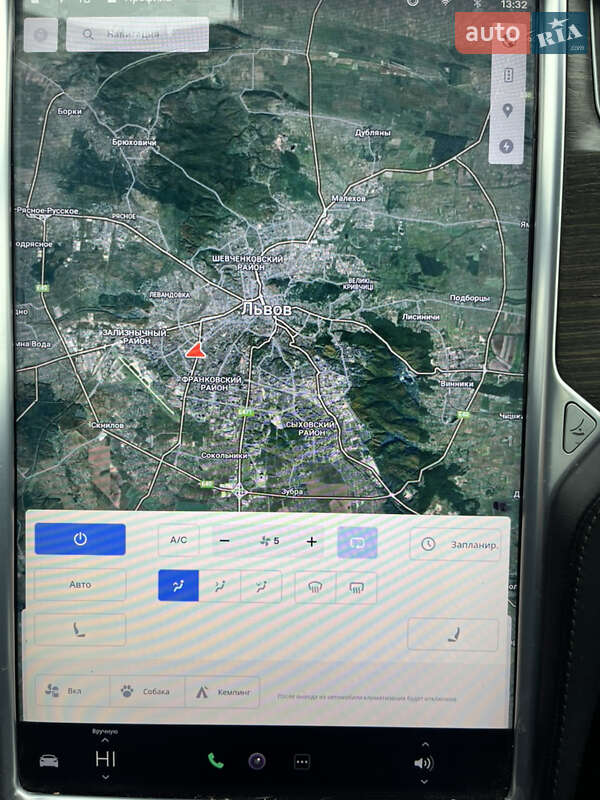 Лифтбек Tesla Model S 2016 в Львове