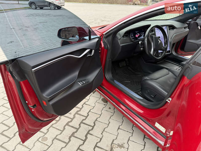Лифтбек Tesla Model S 2018 в Бережанах фото 13 Лифтбек Tesla Model S 2018 в Бережанах