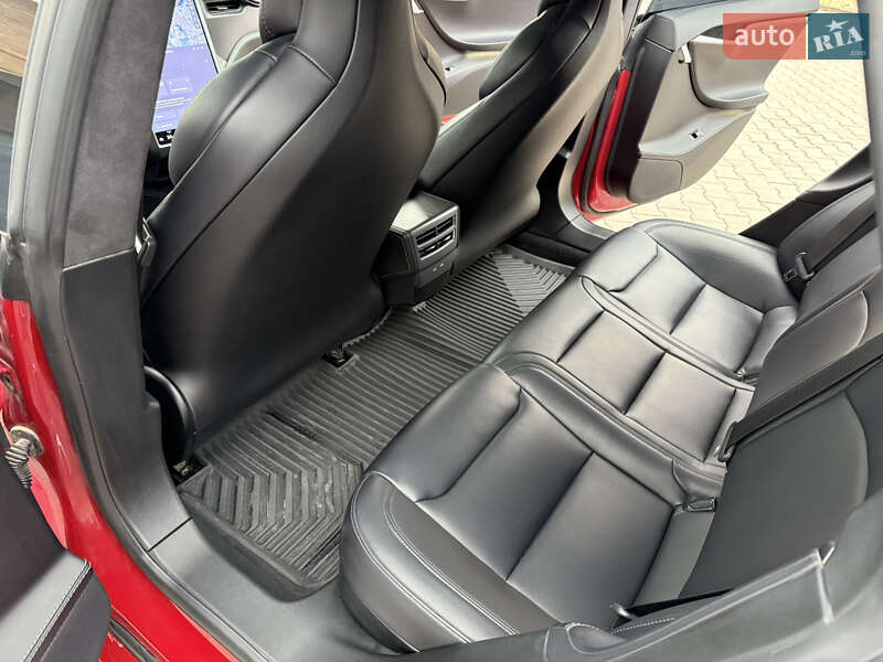 Лифтбек Tesla Model S 2018 в Бережанах фото 14 Лифтбек Tesla Model S 2018 в Бережанах