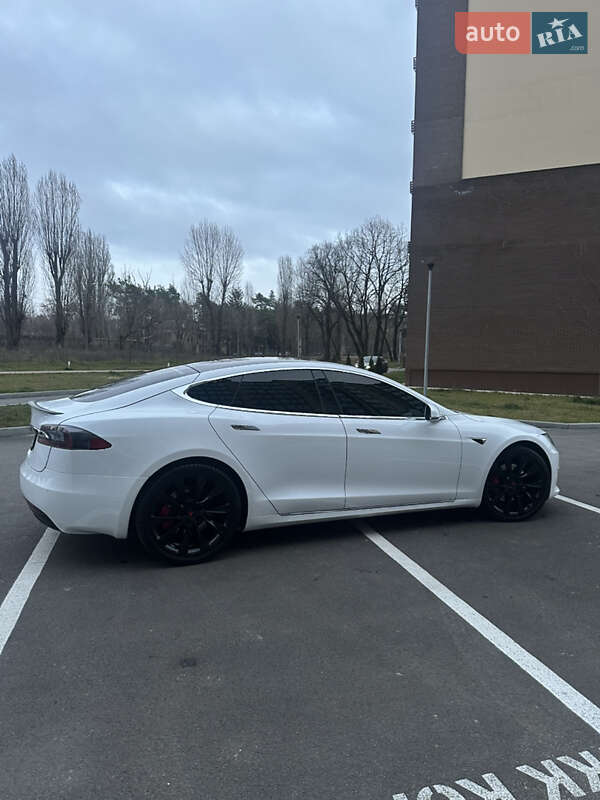 Лифтбек Tesla Model S 2020 в Чернигове фото 9 Лифтбек Tesla Model S 2020 в Чернигове