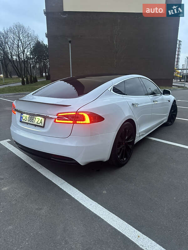 Лифтбек Tesla Model S 2020 в Чернигове фото 8 Лифтбек Tesla Model S 2020 в Чернигове