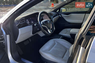 Лифтбек Tesla Model S 2016 в Украинке