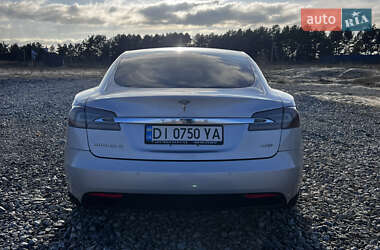 Лифтбек Tesla Model S 2016 в Украинке