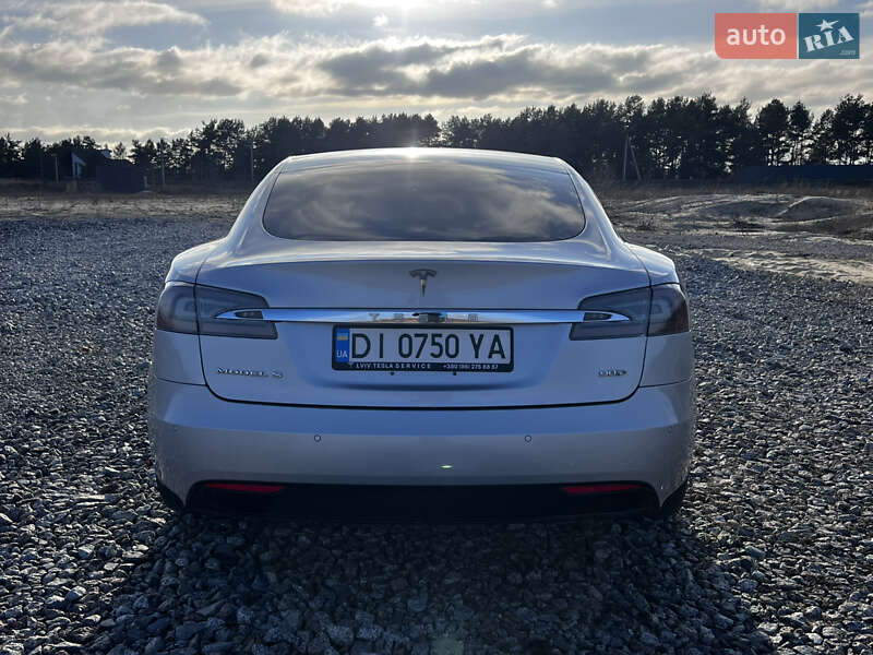 Лифтбек Tesla Model S 2016 в Виннице фото 8 Лифтбек Tesla Model S 2016 в Виннице