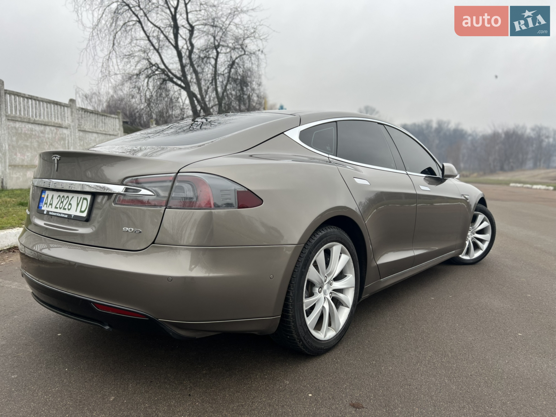 2015 Tesla Model S - мініатюра 3