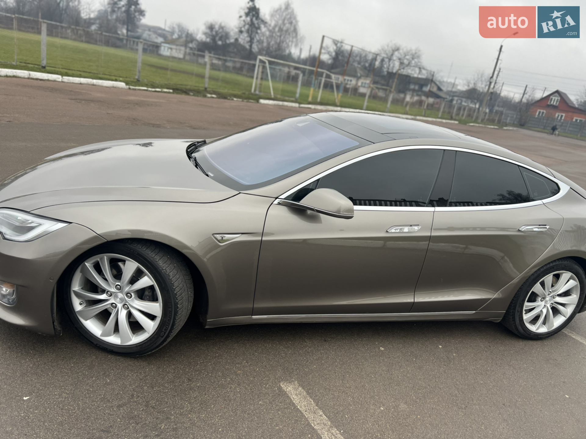 2015 Tesla Model S - мініатюра 20