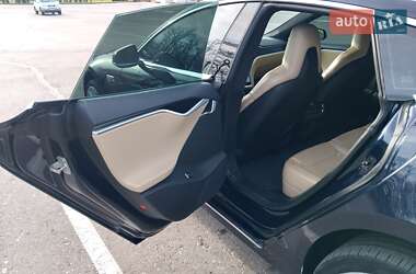 Ліфтбек Tesla Model S 2014 в Києві