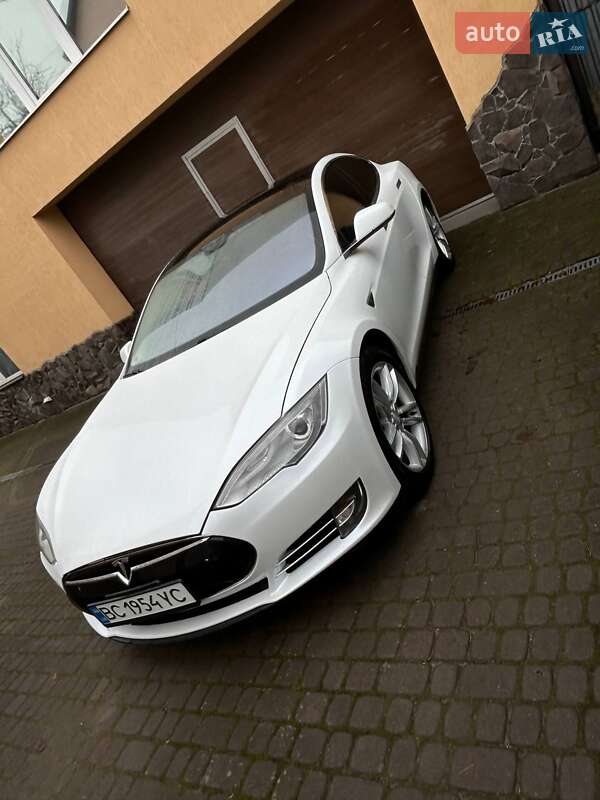 Tesla Model S 2013 Tesla Model S 2013