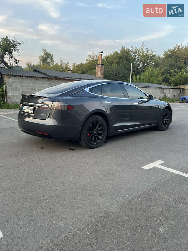 Лифтбек Tesla Model S 2016 в Львове фото 8 Лифтбек Tesla Model S 2016 в Львове