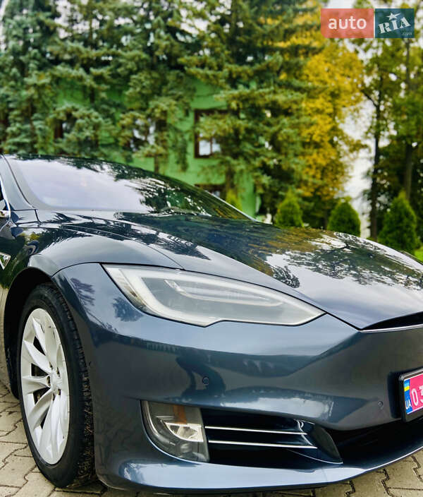 Лифтбек Tesla Model S 2016 в Луцке фото 32 Лифтбек Tesla Model S 2016 в Луцке