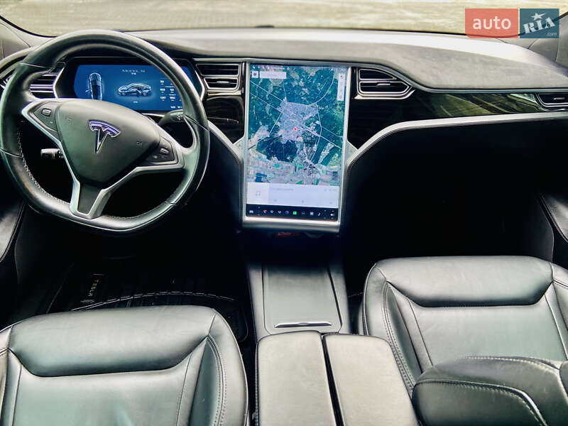 Лифтбек Tesla Model S 2016 в Луцке фото 42 Лифтбек Tesla Model S 2016 в Луцке