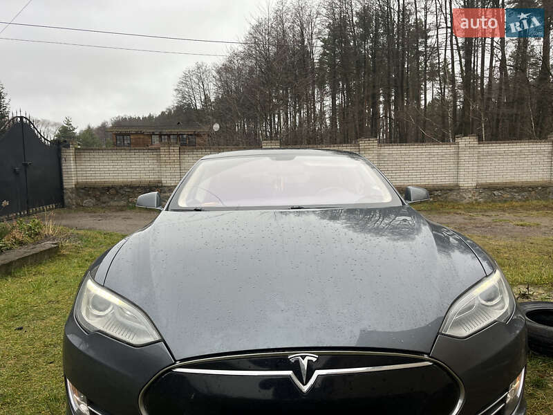 Лифтбек Tesla Model S 2014 в Житомире фото 5 Лифтбек Tesla Model S 2014 в Житомире
