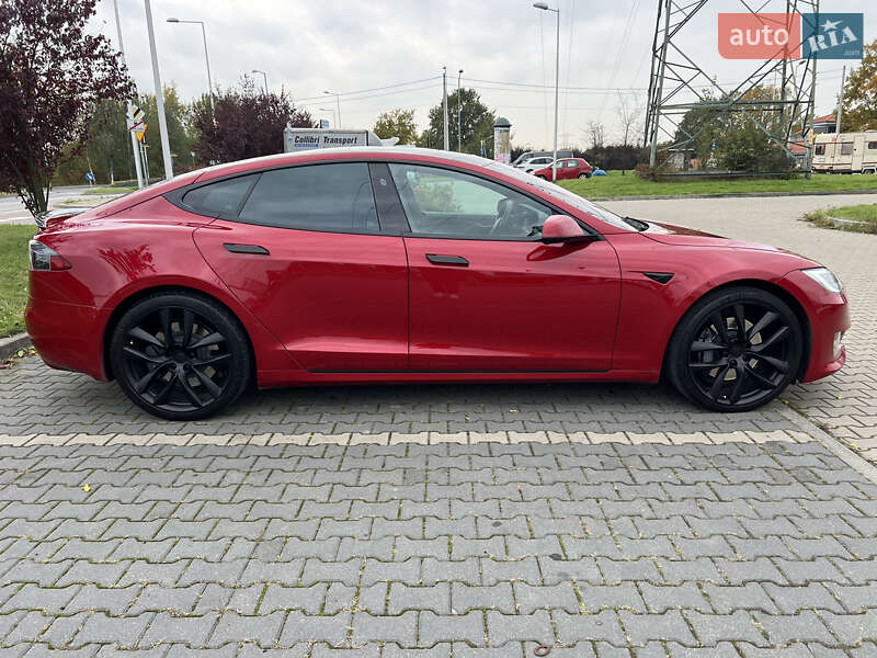 Лифтбек Tesla Model S 2018 в Львове фото 9 Лифтбек Tesla Model S 2018 в Львове