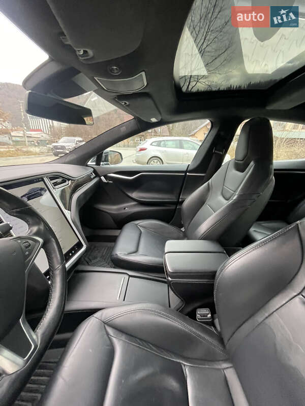Лифтбек Tesla Model S 2016 в Яремче фото 14 Лифтбек Tesla Model S 2016 в Яремче