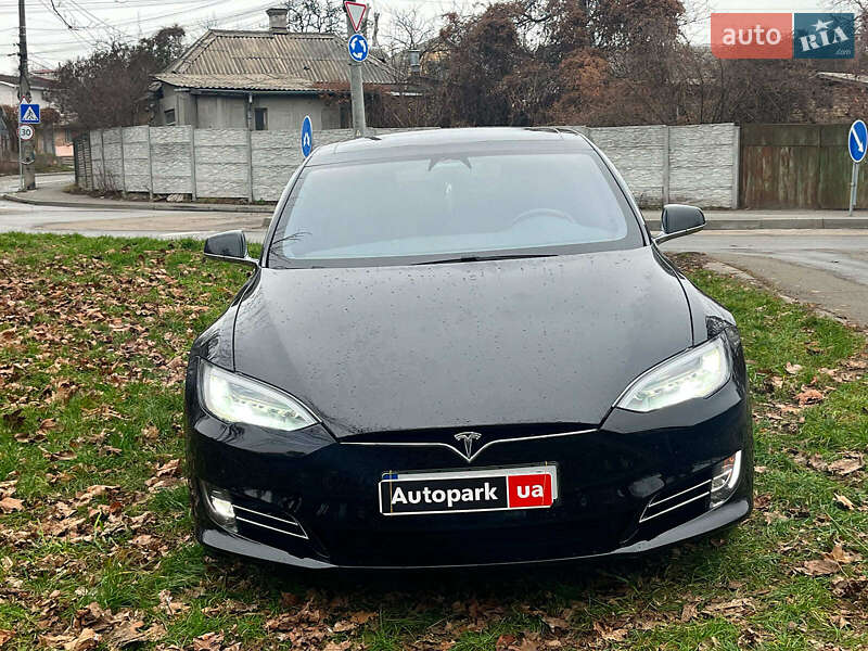 Лифтбек Tesla Model S 2019 в Киеве фото 2 Лифтбек Tesla Model S 2019 в Киеве