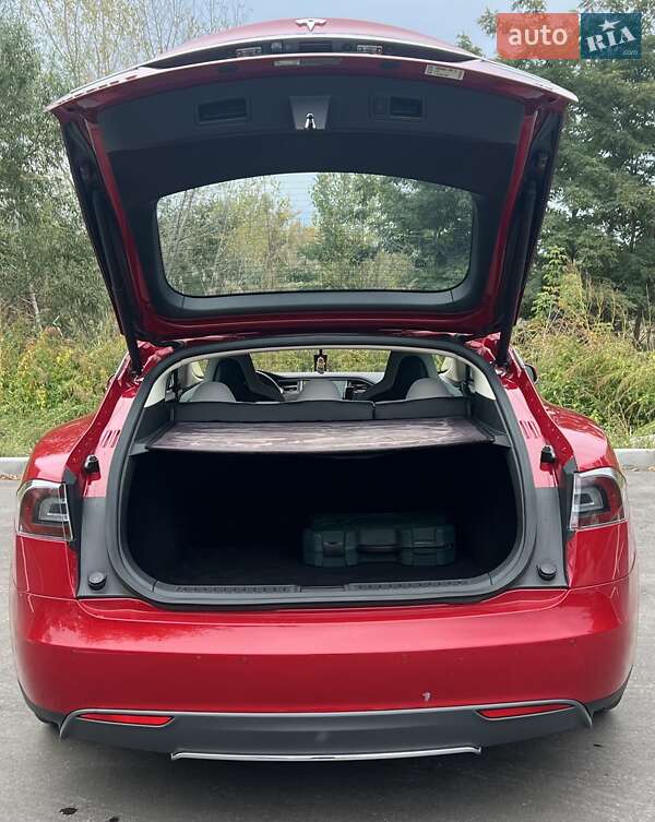 Лифтбек Tesla Model S 2013 в Киеве фото 11 Лифтбек Tesla Model S 2013 в Киеве
