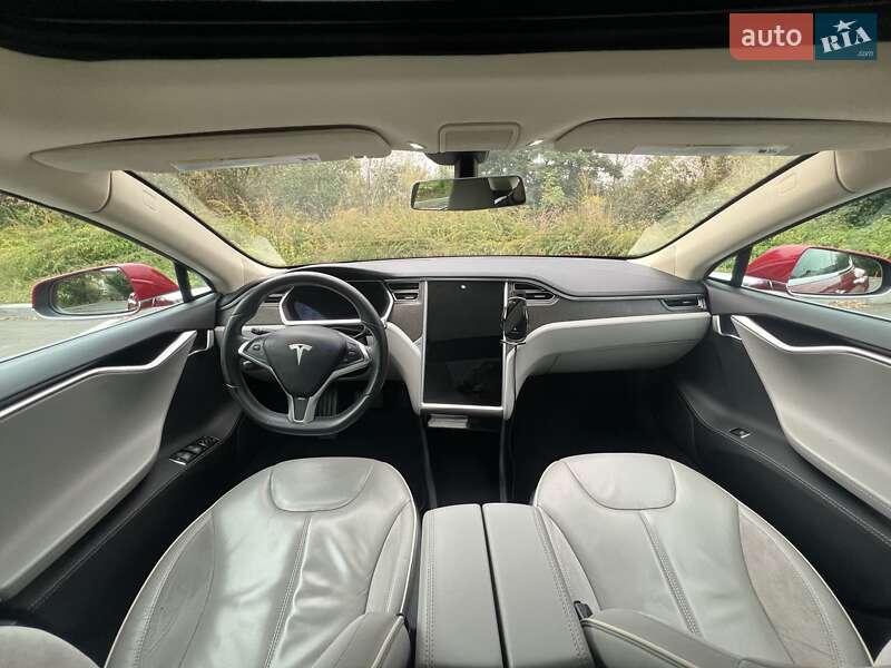 Лифтбек Tesla Model S 2013 в Киеве фото 8 Лифтбек Tesla Model S 2013 в Киеве
