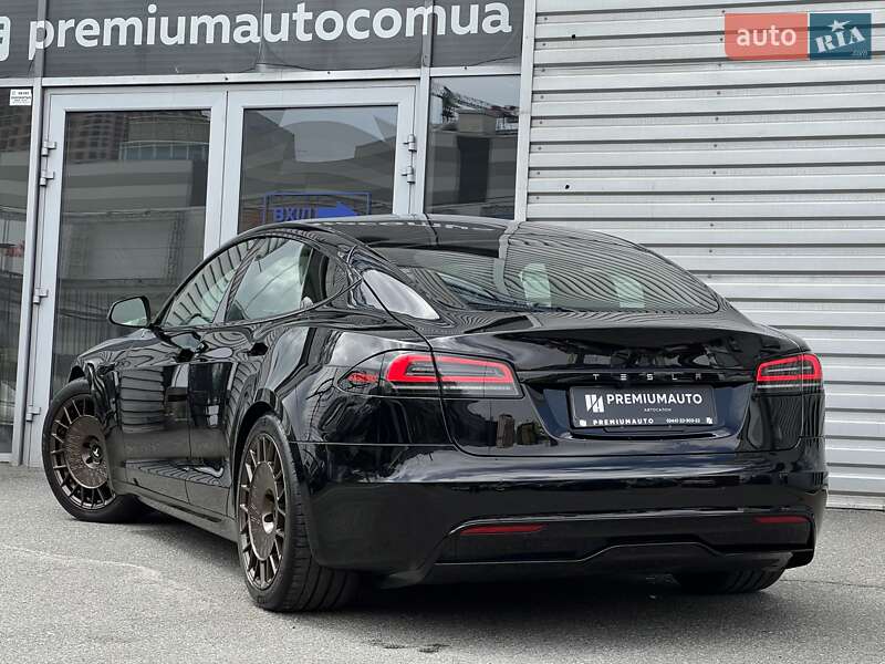Лифтбек Tesla Model S 2023 в Киеве фото 8 Лифтбек Tesla Model S 2023 в Киеве