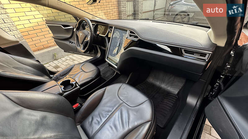 Лифтбек Tesla Model S 2013 в Виннице фото 43 Лифтбек Tesla Model S 2013 в Виннице