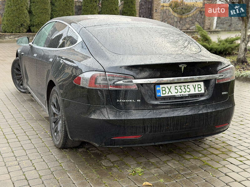 Лифтбек Tesla Model S 2017 в Хмельницком