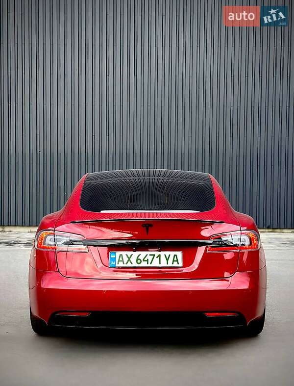 Лифтбек Tesla Model S 2020 в Харькове