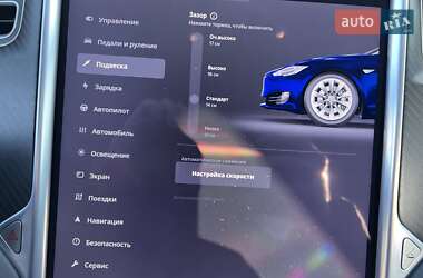 Лифтбек Tesla Model S 2017 в Киеве
