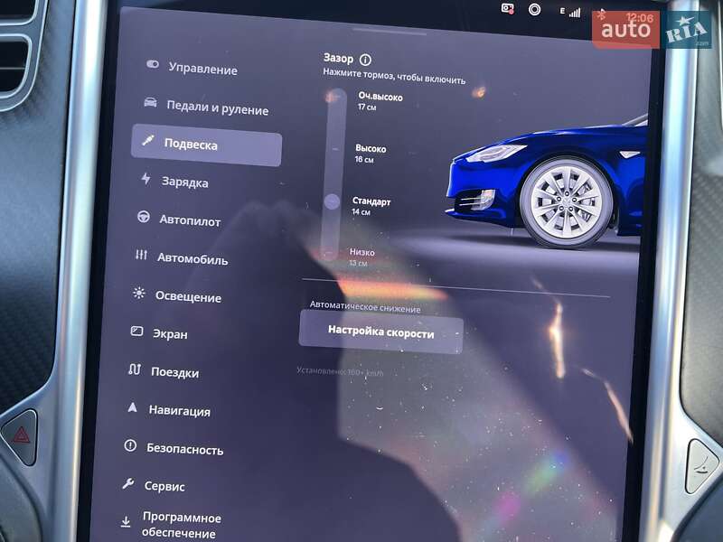 Лифтбек Tesla Model S 2017 в Киеве