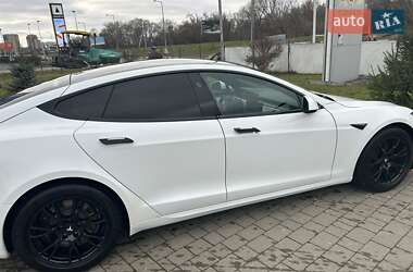 Лифтбек Tesla Model S 2022 в Ивано-Франковске