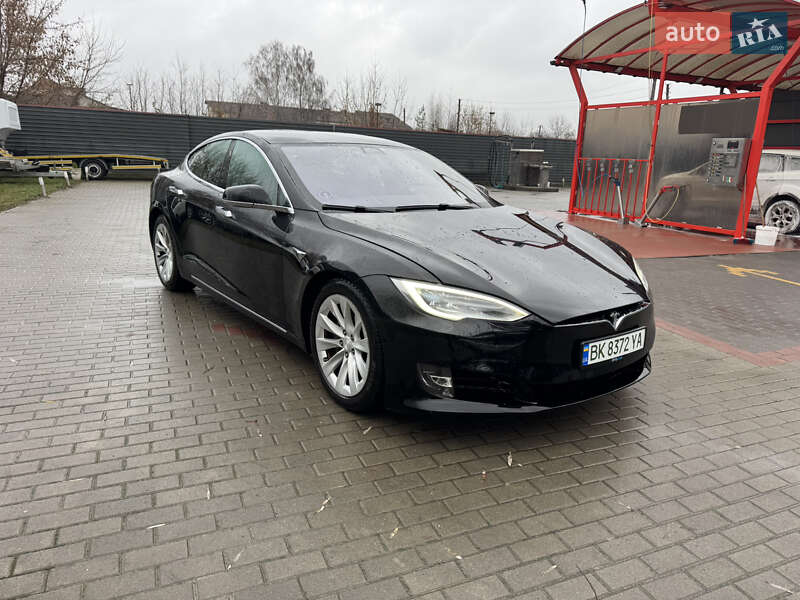 Tesla Model S 2019 Tesla Model S 2019