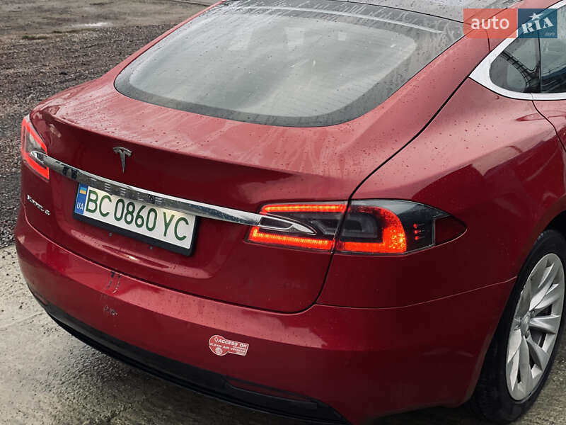 Лифтбек Tesla Model S 2016 в Львове фото 9 Лифтбек Tesla Model S 2016 в Львове