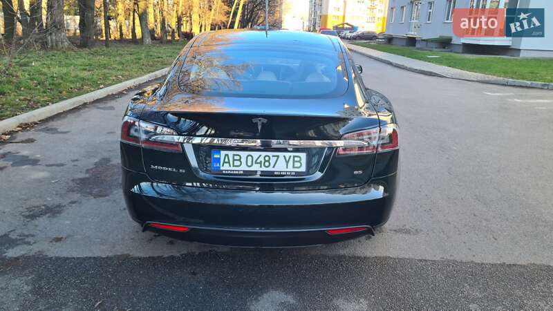 Лифтбек Tesla Model S 2013 в Виннице фото 12 Лифтбек Tesla Model S 2013 в Виннице