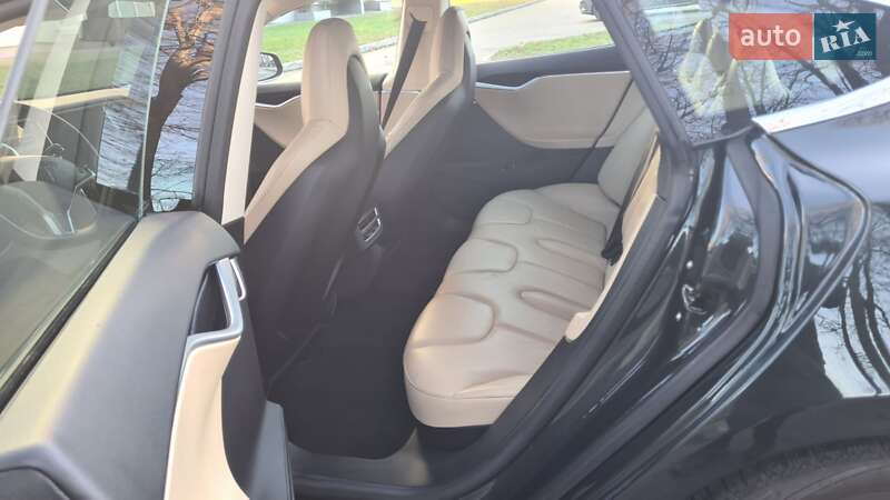 Лифтбек Tesla Model S 2013 в Виннице фото 31 Лифтбек Tesla Model S 2013 в Виннице