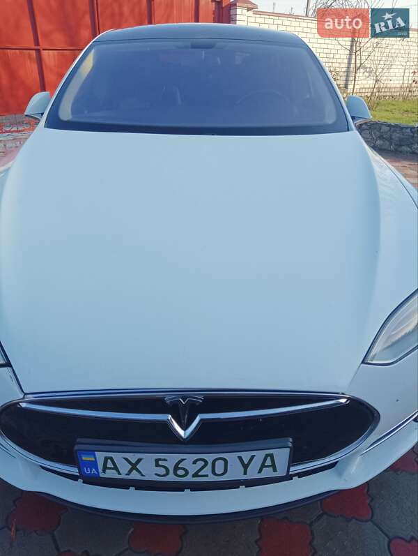 Tesla Model S 2014 Tesla Model S 2014