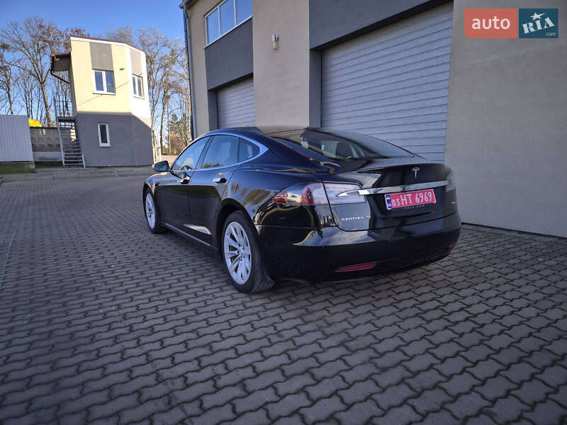 Лифтбек Tesla Model S 2017 в Радехове фото 8 Лифтбек Tesla Model S 2017 в Радехове