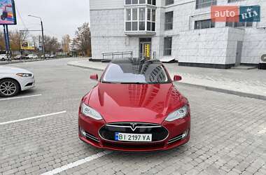 Лифтбек Tesla Model S 2014 в Полтаве