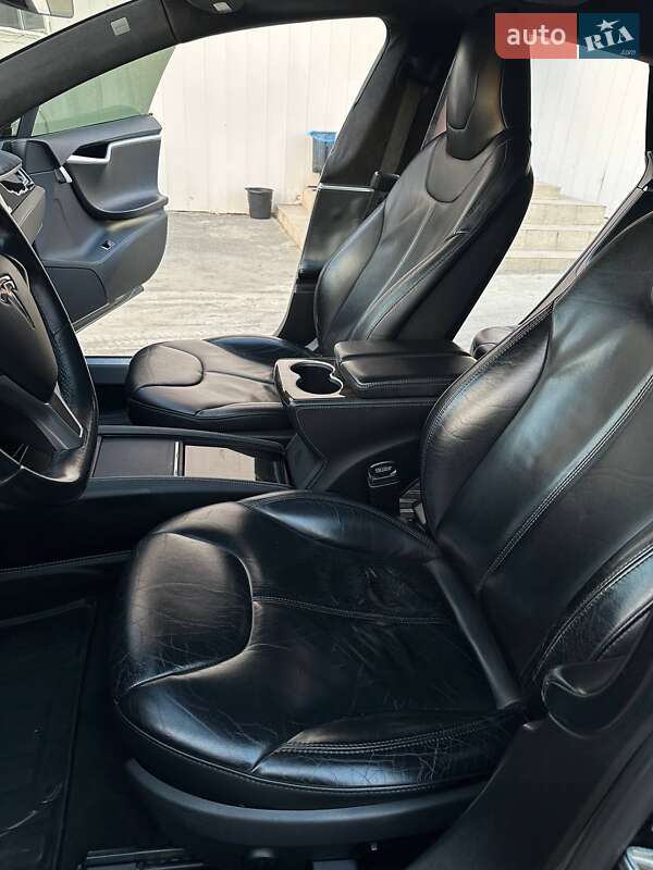 Лифтбек Tesla Model S 2015 в Одессе