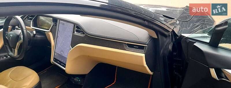 Лифтбек Tesla Model S 2013 в Харькове фото 5 Лифтбек Tesla Model S 2013 в Харькове