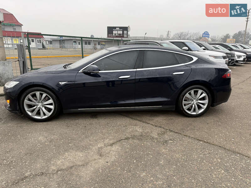 Лифтбек Tesla Model S 2013 в Киеве фото 6 Лифтбек Tesla Model S 2013 в Киеве