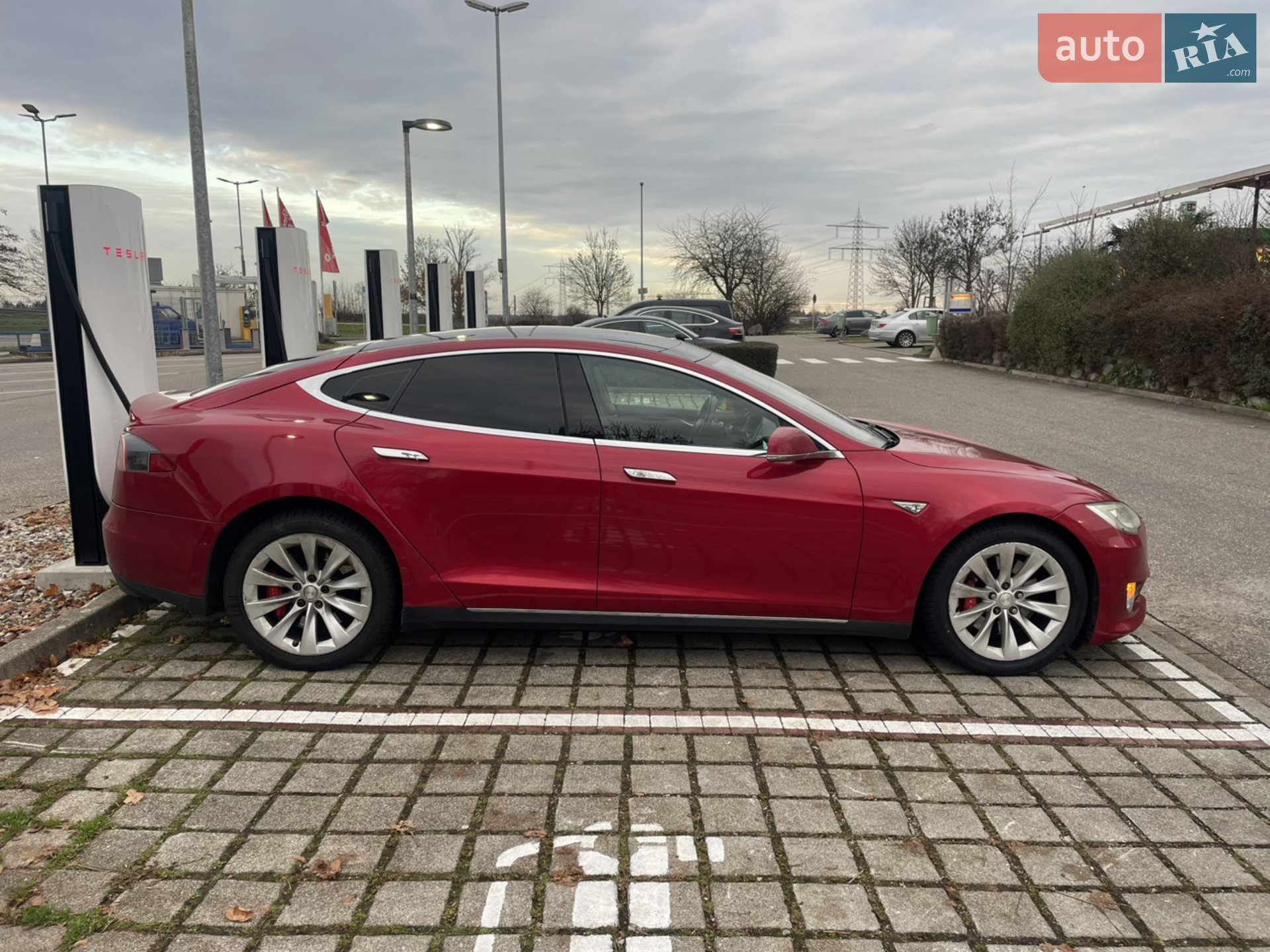 2014 Tesla Model S - мініатюра 4