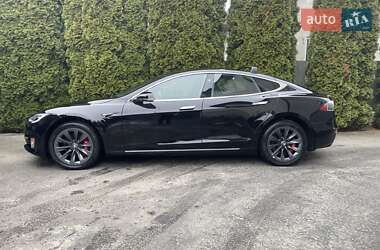 Лифтбек Tesla Model S 2019 в Березному
