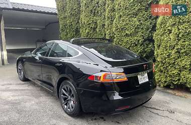 Лифтбек Tesla Model S 2019 в Березному