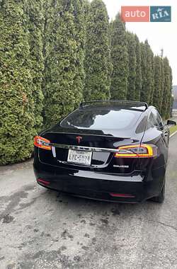 Лифтбек Tesla Model S 2019 в Березному
