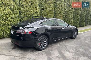 Лифтбек Tesla Model S 2019 в Березному