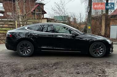 Ліфтбек Tesla Model S 2019 в Києві