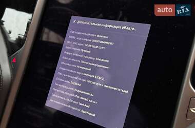 Ліфтбек Tesla Model S 2019 в Києві