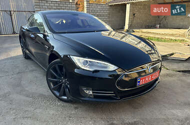 Ліфтбек Tesla Model S 2014 в Миколаєві